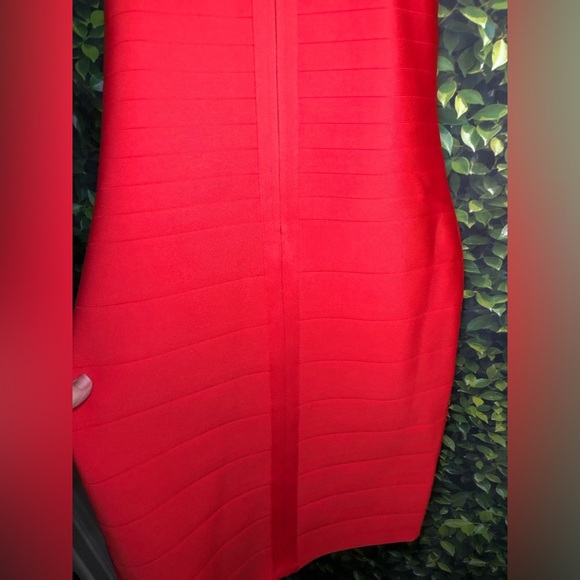 VENUS Red Backless Dress - Picture 15 of 16